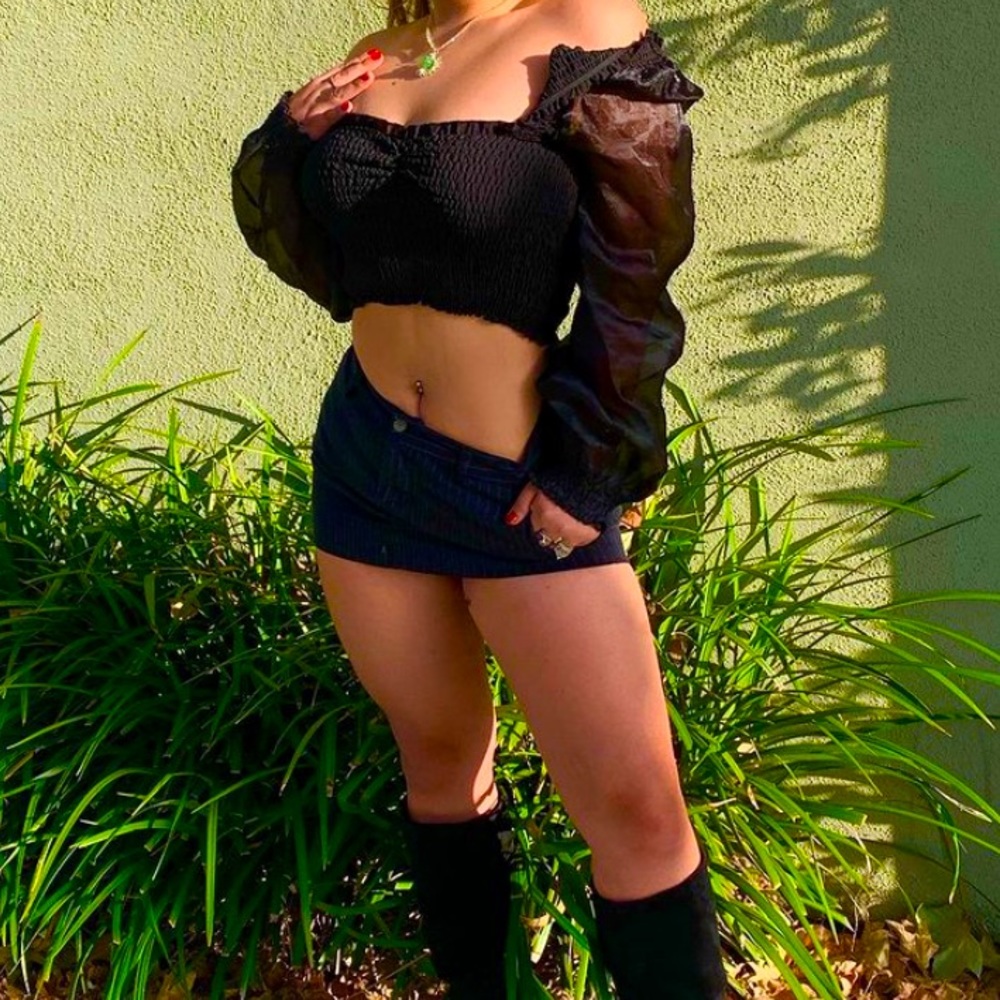 A cute Black top